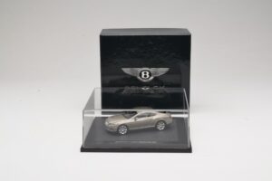 Bentley Continental GT Light Bronze Metallic Minichamps 1:43 BL834 Metalas - nuotrauka 4 iš 4