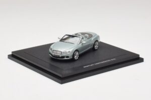 Bentley Continental GTC Light Grey Metallic Minichamps 1:43 Bentley Continental GTC Light Grey Metallic Minichamps 1:43 BL907 Metalas