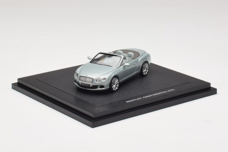 Bentley Continental GTC Light Grey Metallic Minichamps 1:43 Bentley Continental GTC Light Grey Metallic Minichamps 1:43 BL907 Metalas