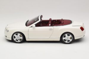 Bentley Continental GTC Baltas Pakaitinė Dėžė Minichamps 1:18 100139032-R1 Metalas - nuotrauka 4 iš 8