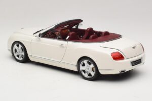Bentley Continental GTC Baltas Pakaitinė Dėžė Minichamps 1:18 100139032-R1 Metalas - nuotrauka 7 iš 8