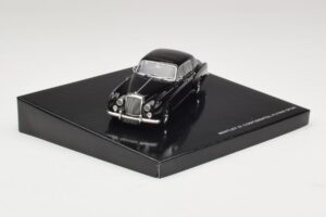 Bentley S1 Continental Flying Spur Juodas Minichamps 1:43 BL468 Metalas - nuotrauka 2 iš 4