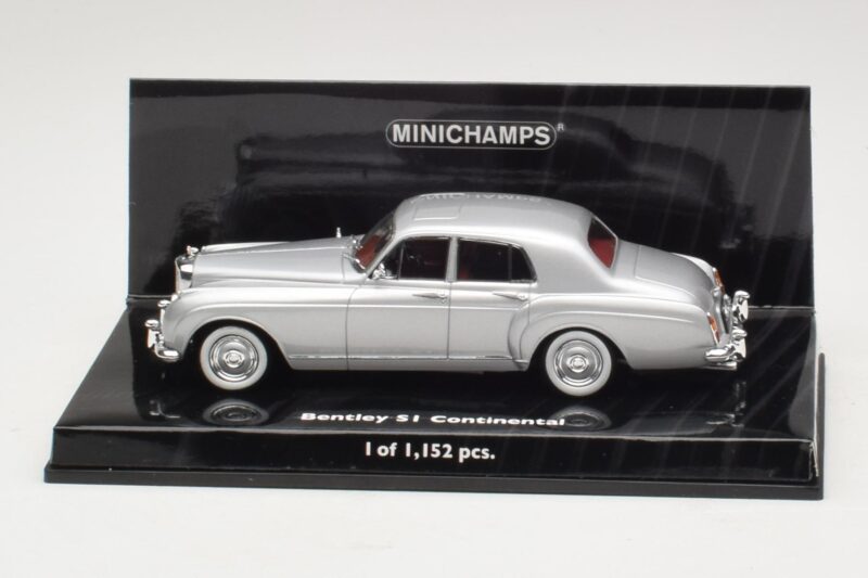 Bentley S1 Continental Sidabrinis Minichamps 1:43 Bentley S1 Continental Sidabrinis Minichamps 1:43 436139552 Metalas