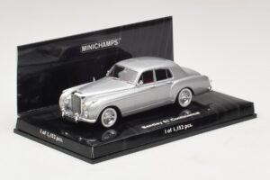Bentley S1 Continental Sidabrinis Minichamps 1:43 436139552 Metalas - nuotrauka 2 iš 4