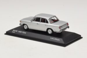 BMW 1800 TI/SA Sidabrinis Minichamps 1:43 400025100 Metalas - nuotrauka 3 iš 4