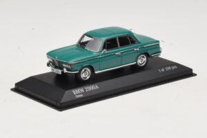 BMW 2000A Žalia Minichamps 1:43 437023001 Metalas - nuotrauka 2 iš 4