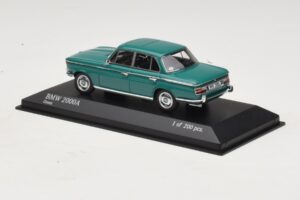 BMW 2000A Žalia Minichamps 1:43 437023001 Metalas - nuotrauka 3 iš 4