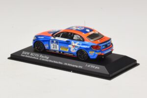 BMW M235i Team Medienkraftwerk #311 Di Martino / Olivo 24 Hours of Nurburgring 2014 Minichamps 1:43 437142411 Metalas - nuotrauka 3 iš 4