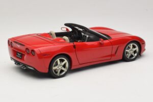Chevrolet Corvette C6 Kabrioletas Raudonas AUTOart 1:18 71221 Metalas - nuotrauka 3 iš 8