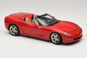 Chevrolet Corvette C6 Kabrioletas Raudonas AUTOart 1:18 71221 Metalas - nuotrauka 6 iš 8