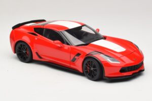 Chevrolet Corvette C7 Grand Sport Raudona su Baltomis Juostomis AUTOart 1:18 71274 Kompozitas - nuotrauka 6 iš 8