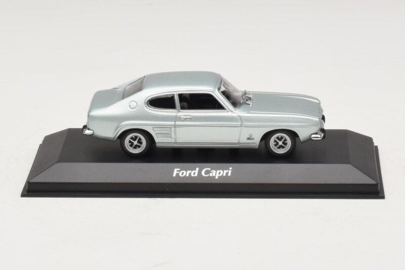Ford Capri I Šviesiai Mėlynas Metalinis Maxichamps 1:43 940085501 Metalas