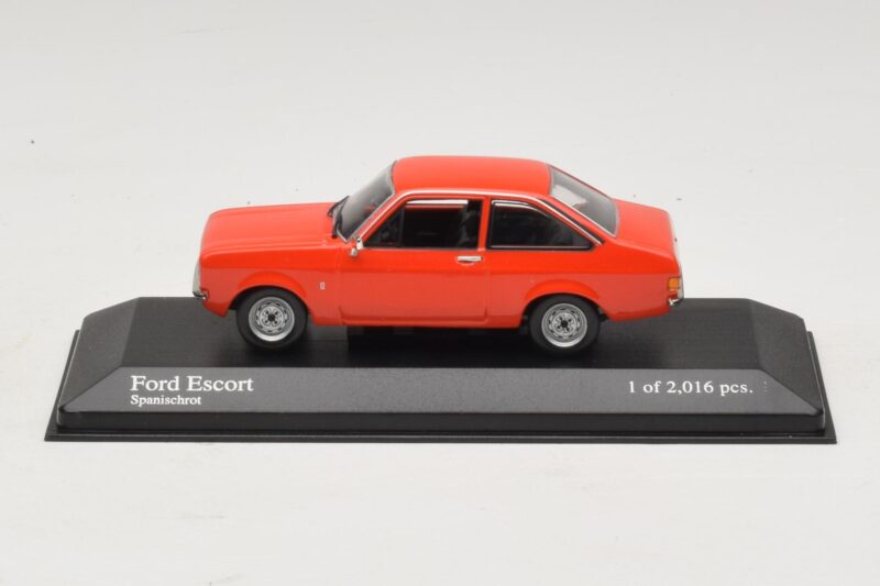 Ford Escort Mk2 Spanish Red Minichamps 1:43 Ford Escort Mk2 Spanish Red Minichamps 1:43 400084100 Metalas