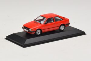 Ford Escort Mk3 3 Durų Raudonas Minichamps 1:43 400085000 Metalas - nuotrauka 2 iš 4
