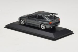 Ford Escort RS Cosworth Tamsiai Žalia Metalik Minichamps 1:43 430086300 Metalas - nuotrauka 3 iš 4