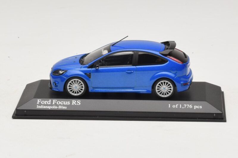 Ford Focus RS Mk2 Mėlyna Metalik Minichamps 1:43 Ford Focus RS Mk2 Mėlyna Metalik Minichamps 1:43 400088101 Metalas