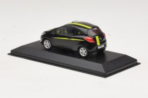 Ford Ka Mk2 Juodas Geltonas Minichamps 1:43 400088200 Metalas - nuotrauka 4 iš 5