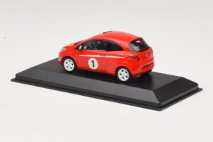 Ford Ka Mk2 Grand Prix Stiliaus Paketas Raudonas Minichamps 1:43 400088201 Metalas - nuotrauka 3 iš 4