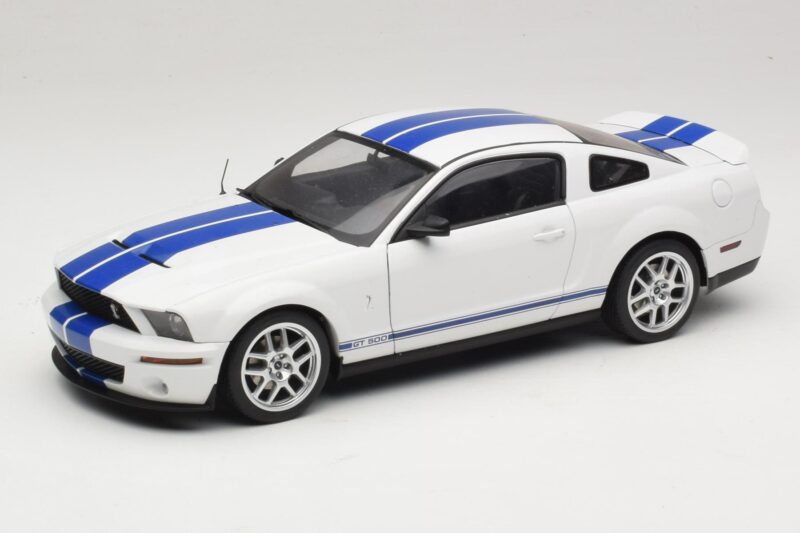 Ford Shelby Cobra GT500 Concept Balta su Mėlyna Juosta AUTOart 1:18 73052 Metalas