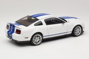 Ford Shelby Cobra GT500 Concept Balta su Mėlyna Juosta AUTOart 1:18 73052 Metalas - nuotrauka 3 iš 8