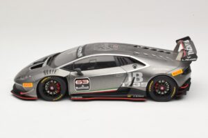 Lamborghini Huracan LP620-2 Super Trofeo #63 Tamsiai Pilkas 2016 AUTOart 1:18 81559 Kompozitas - nuotrauka 4 iš 8