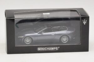 Maserati GranCabrio Pilkas Metalik Minichamps 1:43 400123931 Metalas - nuotrauka 4 iš 4