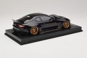 Maserati GranTurismo Liberty Walk Juoda su Auksiniais Ratlankiais AB Models 1:18 MAS-LB08-C Derva - nuotrauka 2 iš 7