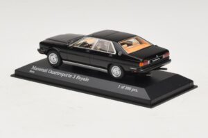 Maserati Quattroporte III Royale Juodas Minichamps 1:43 437123501 Metalas - nuotrauka 3 iš 4