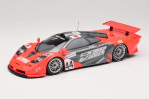 McLaren F1 GTR Lark #44 Tsuchiya / Ayles 24 Hours of Le Mans 1997 Minichamps 1:18 530133744 Metalas