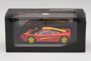 McLaren F1 Raudonas Su Geltonais Dryžiais Minichamps 1:43 MCLAREN006 Metalas - nuotrauka 4 iš 4