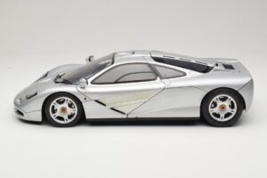 McLaren F1 Sidabrinė Minichamps 1:12 530133123 Metalas - nuotrauka 4 iš 8