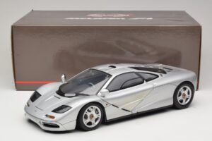 McLaren F1 Sidabrinė Minichamps 1:12 530133123 Metalas - nuotrauka 8 iš 8
