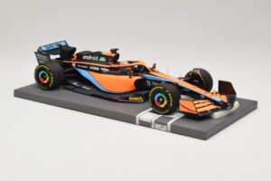 McLaren MCL36 #3 D. Ricciardo Bahrain GP 2022 Minichamps 1:18 537221803 Metalas - nuotrauka 7 iš 7