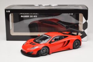 McLaren MP4-12C GT3 Raudonas 2013 Minichamps 1:18 151121392 Metalas - nuotrauka 6 iš 6