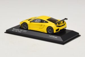 McLaren MP4-12C GT3 Street Geltonas Minichamps 1:43 437121396 Metalas - nuotrauka 3 iš 4