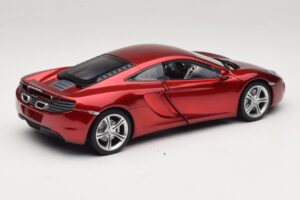 McLaren MP4-12C Raudona Metalik Minichamps 1:18 110133022 Metalas - nuotrauka 3 iš 8