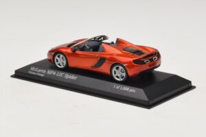 McLaren MP4-12C Spider Oranžinis Metalikas Minichamps 1:43 530133030 Metalas - nuotrauka 3 iš 4