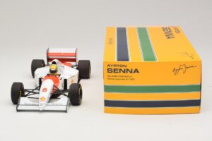 McLaren MP4/8 Ford #8 A. Senna Winner Japanese GP 1993 Minichamps 1:18 540931878 Metalas - nuotrauka 3 iš 7
