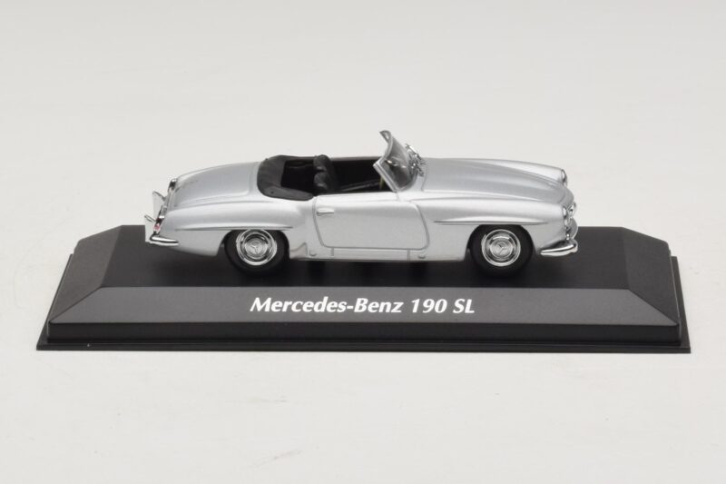 Mercedes 190 SL W121 Sidabrinis Maxichamps 1:43 940033130 Metalas