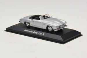 Mercedes 190 SL W121 Sidabrinis Maxichamps 1:43 940033130 Metalas - nuotrauka 3 iš 4