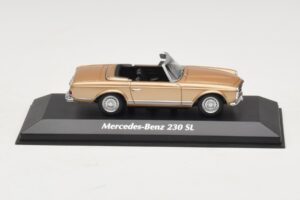 Mercedes 230 SL W113 Auksinis Metalikas Maxichamps 1:43 940032230 Metalas