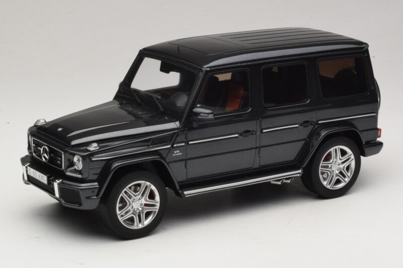 Mercedes AMG G63 W463 Juodas GT Spirit 1:18 GT035 Derva