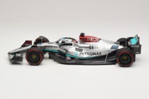 Mercedes AMG Petronas W13 E Performance #63 G. Russell Spanish GP 2022 Minichamps 1:18 110220063 Metalas - nuotrauka 3 iš 7