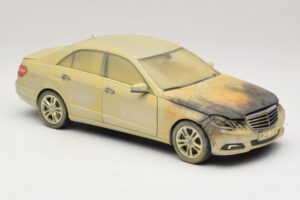 Mercedes E-Class W212 Sudegęs Dubajus Meno Automobilis Minichamps 1:18 MB008 Metalas - nuotrauka 4 iš 6