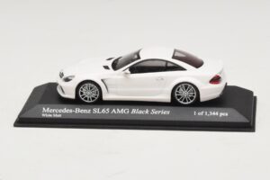 Mercedes SL65 AMG R230 Black Series Matinis Baltas Minichamps 1:43 400038222 Metalas