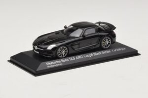 Mercedes SLS AMG C197 Black Series Juoda Metalik Minichamps 1:43 437033020 Metalas - nuotrauka 2 iš 4