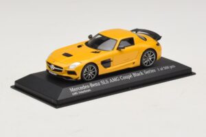 Mercedes SLS AMG C197 Black Series Auksinis Minichamps 1:43 437033022 Metalas - nuotrauka 2 iš 4