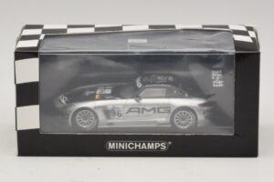 Mercedes SLS AMG GT3 #96 M. Hakkinen / R. Arnold 6 Hours of Zhuhai 2011 Minichamps 1:43 410113296 Metalas - nuotrauka 4 iš 4