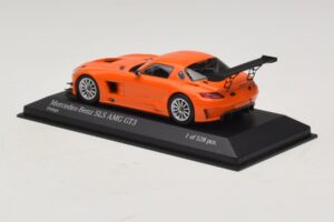 Mercedes SLS AMG GT3 Street Orange Minichamps 1:43 410113204 Metalas - nuotrauka 3 iš 4