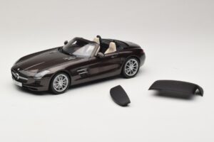 Mercedes SLS AMG Sepang Brown Minichamps 1:18 B66960080 Metalas - nuotrauka 3 iš 9